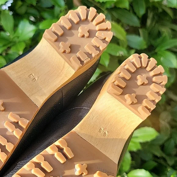 NWOT | Beklina | Classic Gathered Clog - Picture 4 of 13